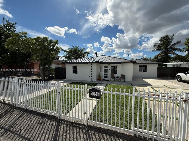 2 of 47 - 10516 Nw 36th Place, Miami, FL
