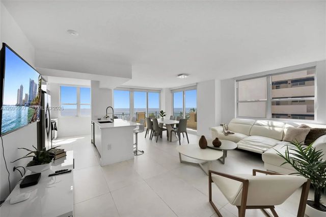 3 of 26 - 2080 S Ocean Drive #511, Hallandale Beach, FL