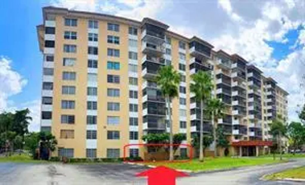 4174 Inverrary Drive #103, Lauderhill
