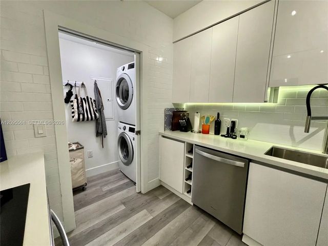 5 of 14 - 350 Se 2nd Street #680, Fort Lauderdale, FL