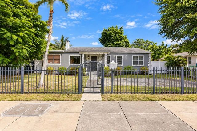 931 Opa Locka Boulevard, Miami