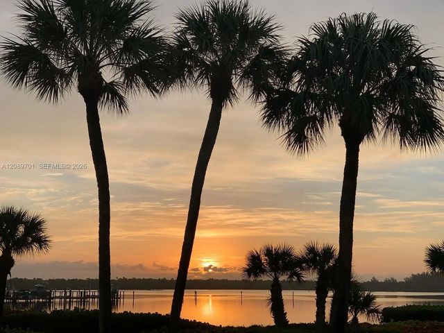2 of 35 - 6082 Se Landing Way #10, Stuart, FL