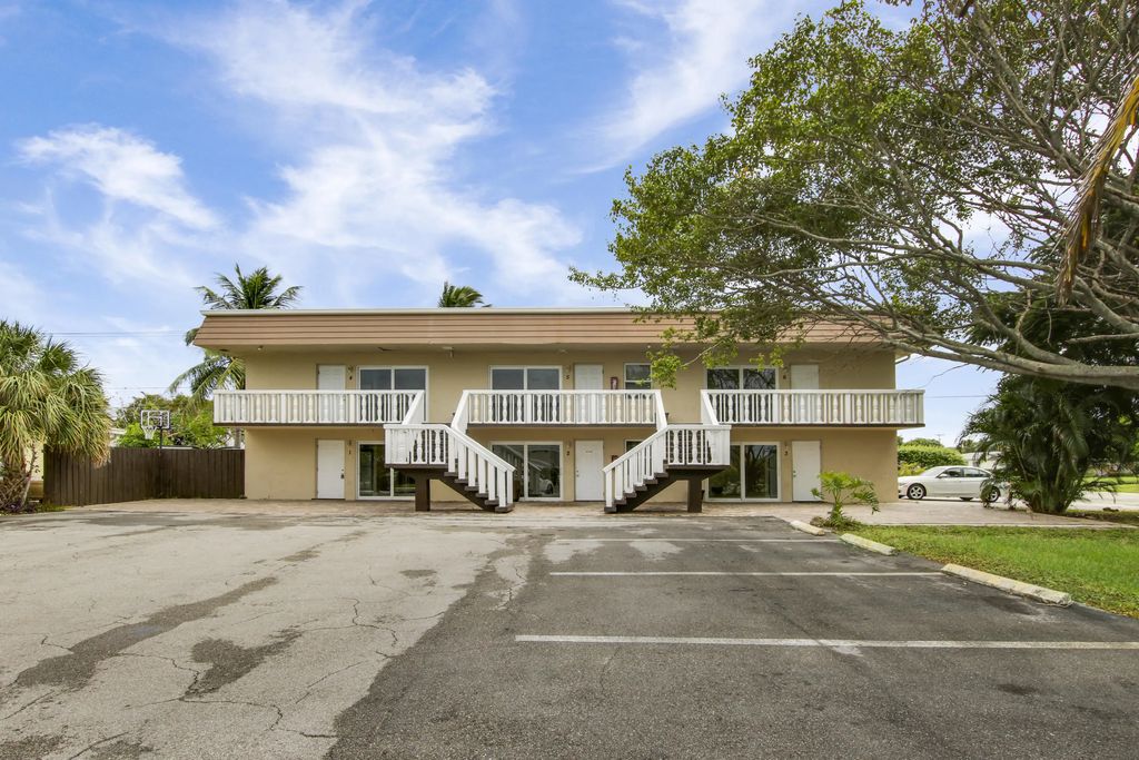 593 Palmetto Drive #1, West Palm Beach