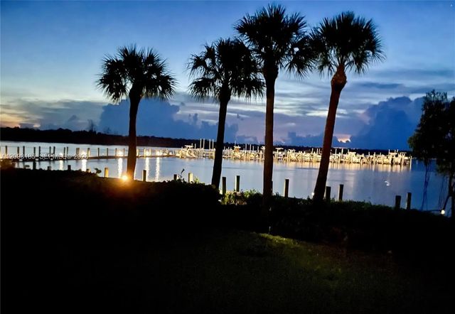 2 of 36 - 6142 Se Landing Way #6, Stuart, FL