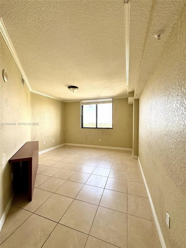 5 of 21 - 2301 Sw 27th Avenue #1500, Miami, FL