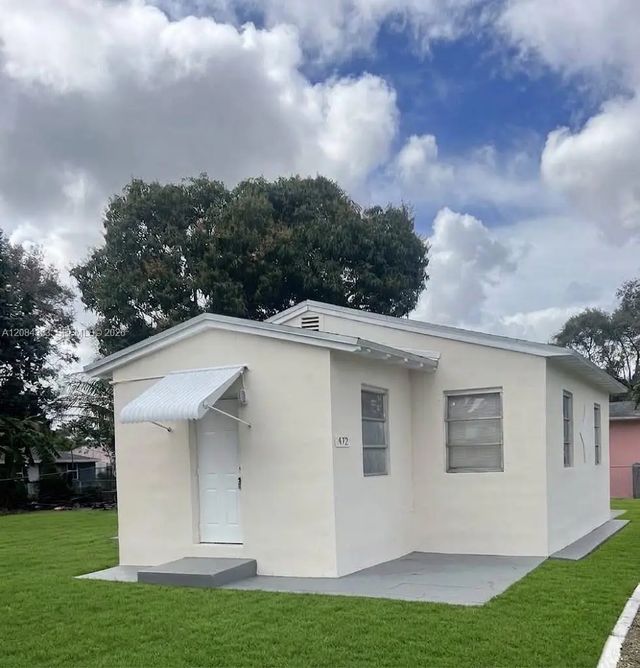 2 of 11 - 470 Ne 162nd Street, Miami, FL