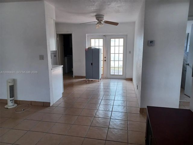 3 of 7 - 1701 Sw 70th Avenue, North Lauderdale, FL