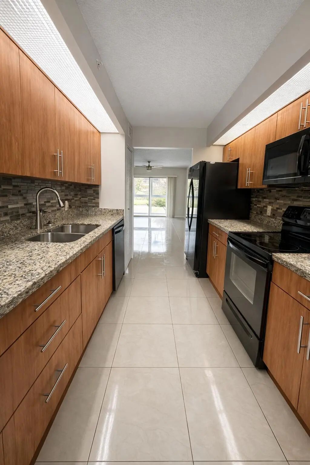 12551 Sw 16th Court #206c, Pembroke Pines