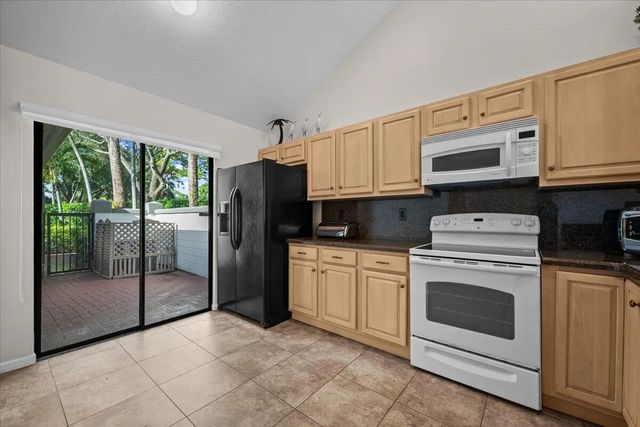4 of 53 - 2402 Landings Boulevard, Greenacres, FL