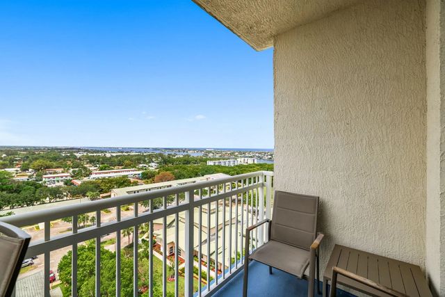 2 of 33 - 450 N Federal Highway #1213, Boynton Beach, FL