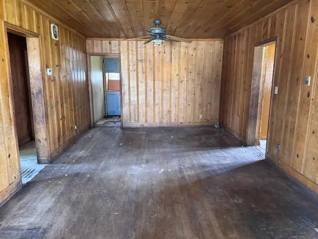 3 of 10 - 190 Sw 6th Avenue, South Bay, FL