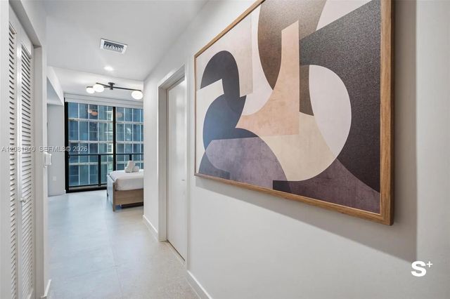 4 of 32 - 11 Ne 6th Street #2206, Miami, FL
