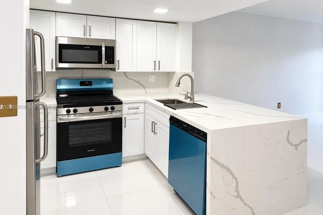 5 of 17 - 8630 Nw 5th Terrace #16-208, Miami, FL