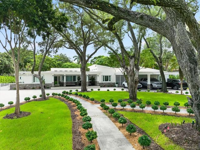 6750 Sw 74th Street, South Miami