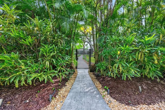 3 of 78 - 6750 Sw 74th Street, South Miami, FL