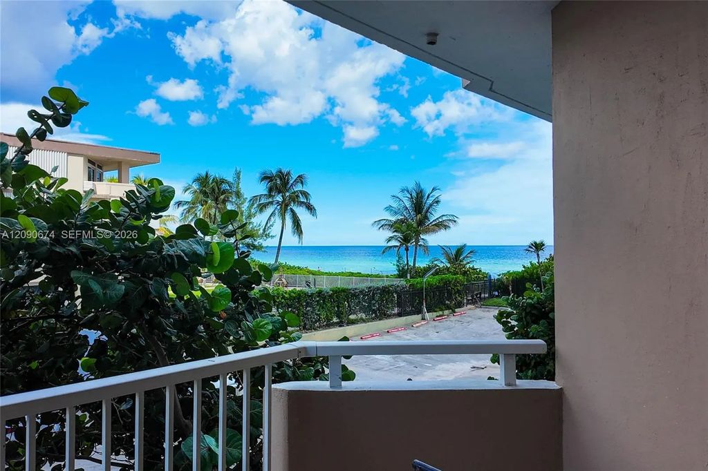 N/A, Hallandale Beach