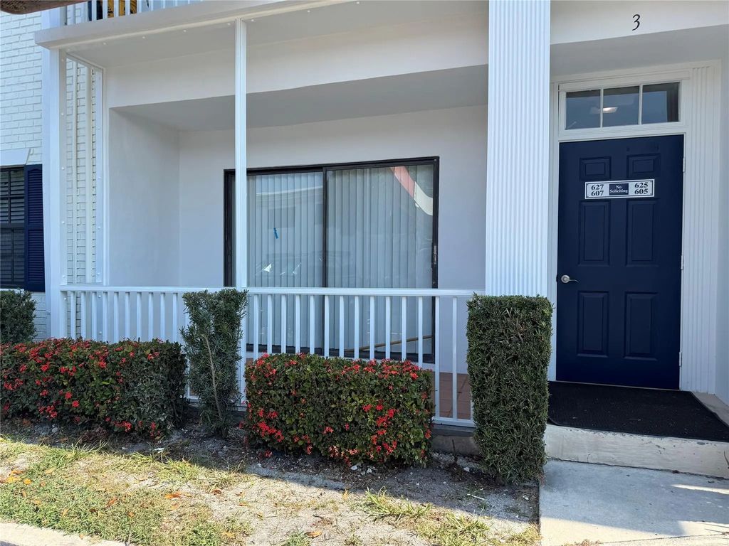 160 Cypress Club Drive #607, Pompano Beach