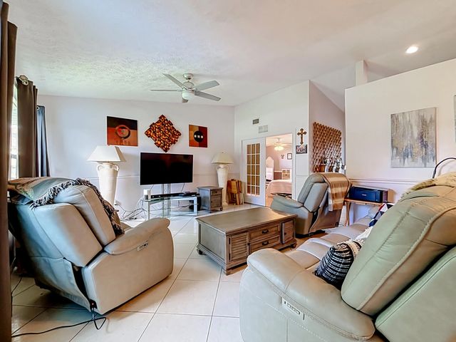 5 of 25 - 1615 Sw Alberca Lane, Port St. Lucie, FL