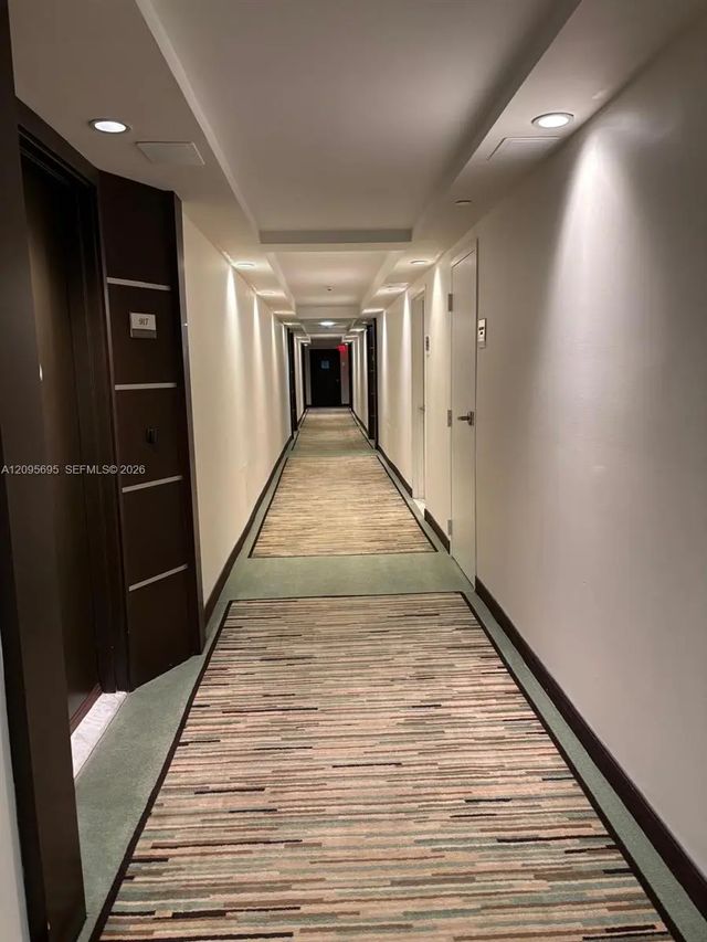 3 of 15 - 5701 Collins Avenue #912, Miami Beach, FL