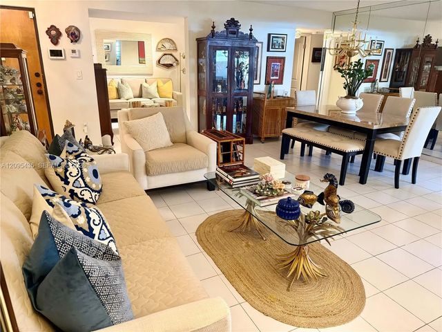 8827 Sw 123rd Court #103, Miami