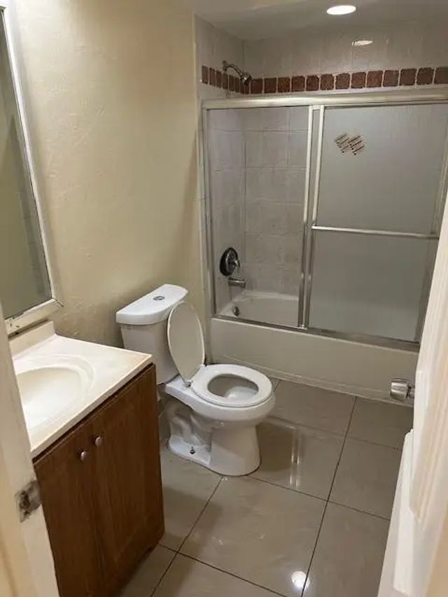2 of 14 - 7807 W Kimberly Boulevard, North Lauderdale, FL