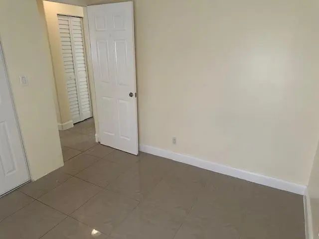 4 of 14 - 7807 W Kimberly Boulevard, North Lauderdale, FL