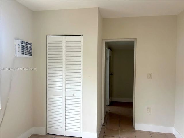 5 of 13 - 2931 Sw 19th Terrace, Miami, FL
