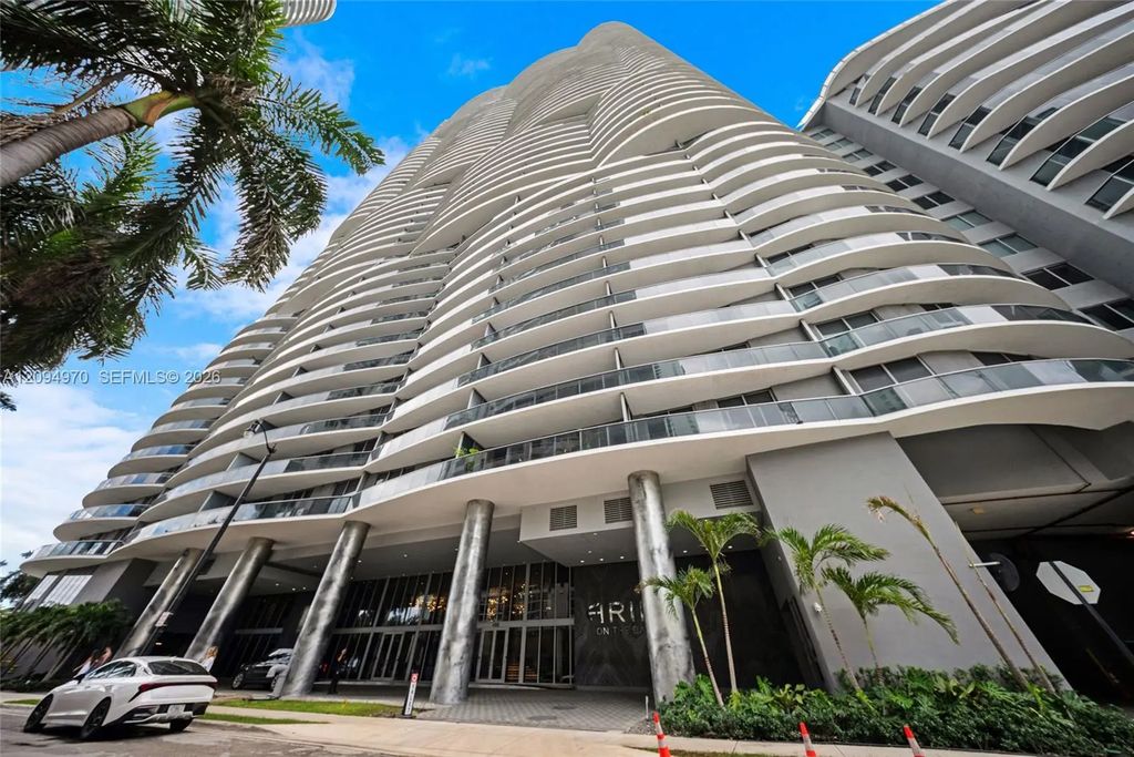 488 Ne 18th Street #3003, Miami
