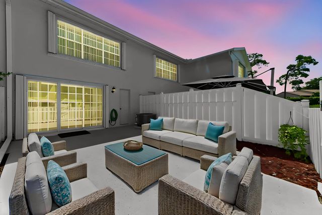 4 of 30 - 214 Foxtail Drive #f, Greenacres, FL