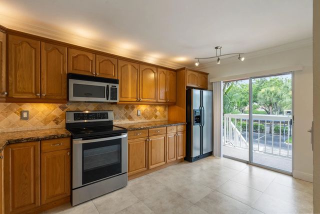 5 of 31 - 260 Nw 67th Street #a204, Boca Raton, FL