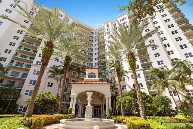 19900 E Country Club Drive #216, Aventura