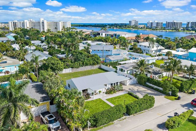 2 of 38 - 3437 Palm Court, Jupiter, FL