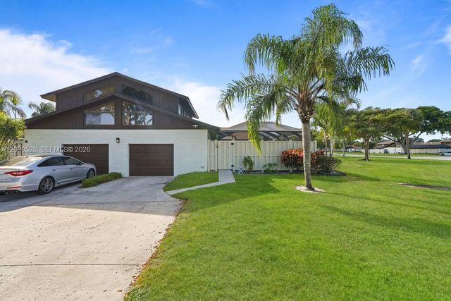 2 of 71 - 9568 Boca Gardens Parkway #b, Boca Raton, FL