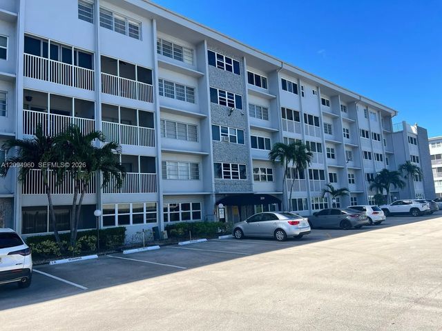 3 of 31 - 329 Se 3rd Street #502p, Hallandale Beach, FL