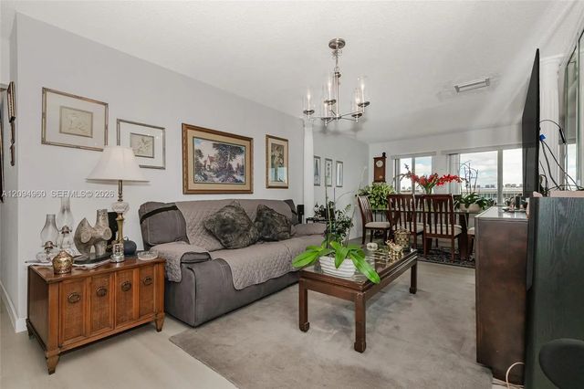 5 of 31 - 329 Se 3rd Street #502p, Hallandale Beach, FL