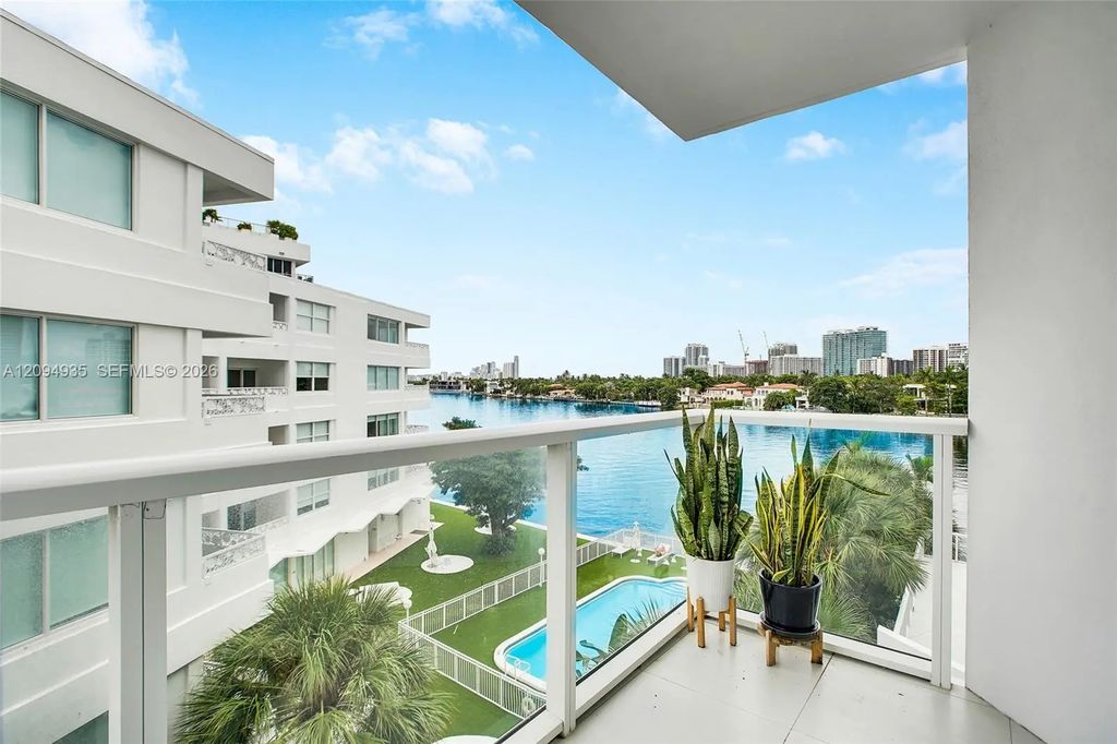 9821 E Bay Harbor Drive #501, Bay Harbor Islands