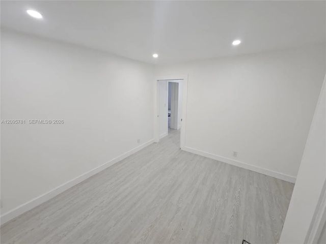 5 of 11 - 700 Ne 7th Street, Pompano Beach, FL