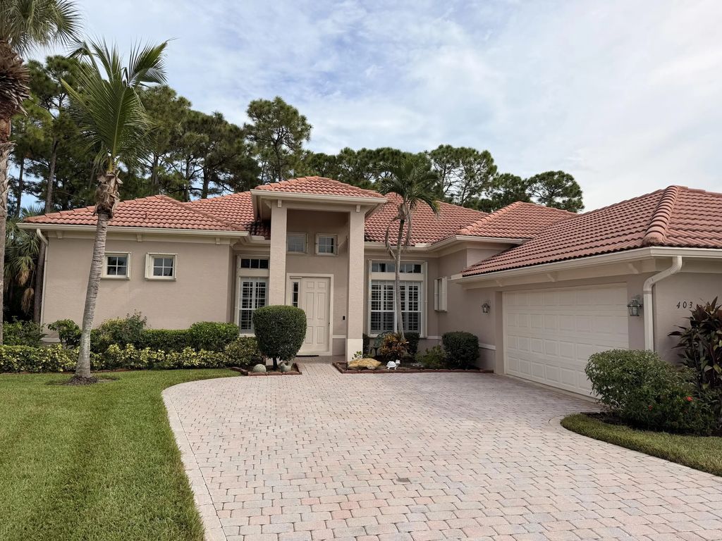 403 Nw Lyndhurst Court, Port St. Lucie