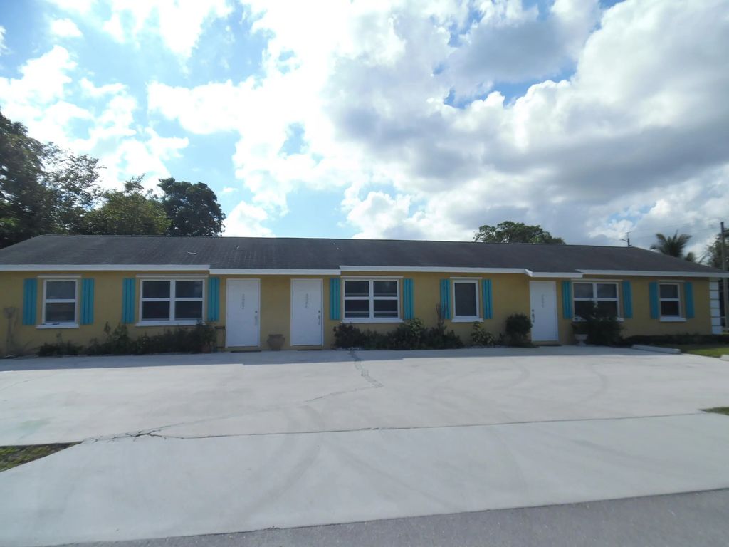 3986 Hernden Drive, Lake Worth