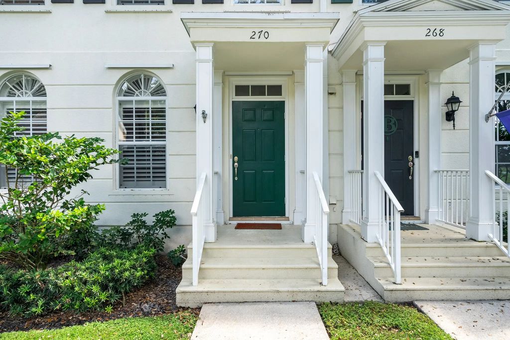 270 Murray Court, Jupiter