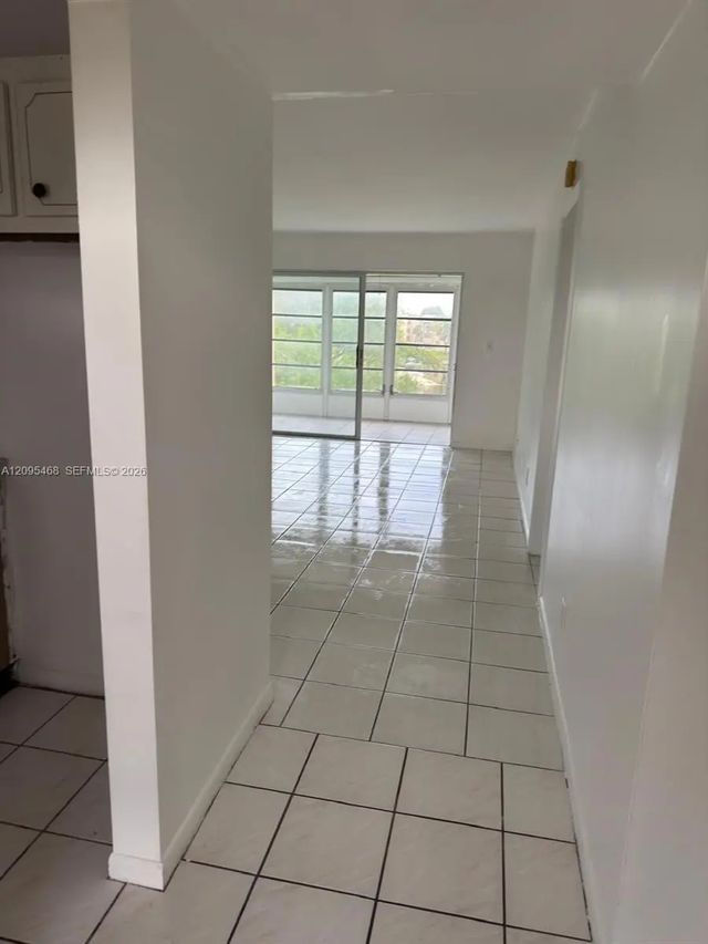 3 of 26 - 5800 Nw 64th Avenue #306, Tamarac, FL