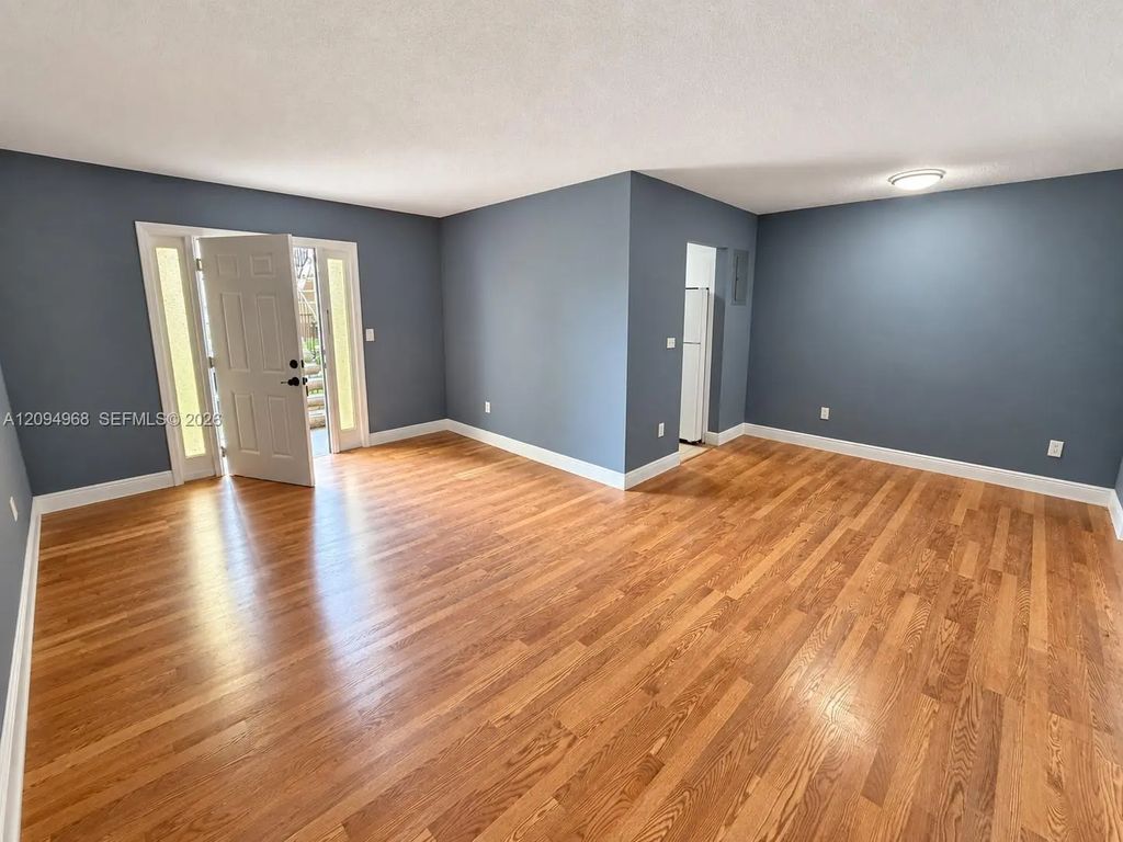 2335 Ne 172nd Street #2, North Miami Beach