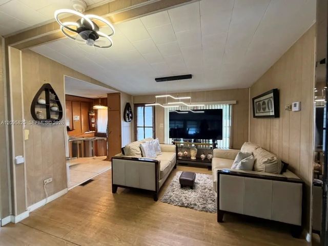 5 of 12 - 3309 Orange Street, Hollywood, FL
