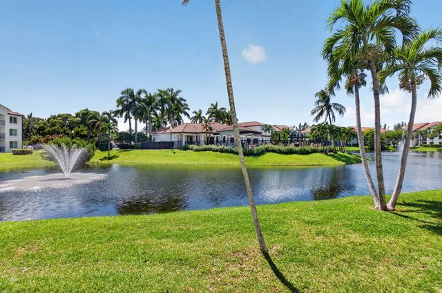 2 of 55 - 417 Villa Circle, Boynton Beach, FL