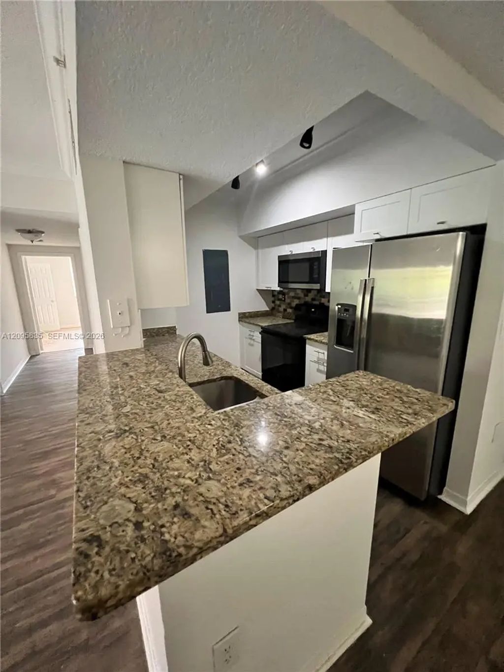 230 Sw 117th Terrace #11207, Pembroke Pines
