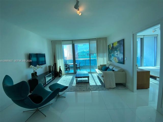 4 of 27 - 200 Biscayne Boulevard Way #4011, Miami, FL