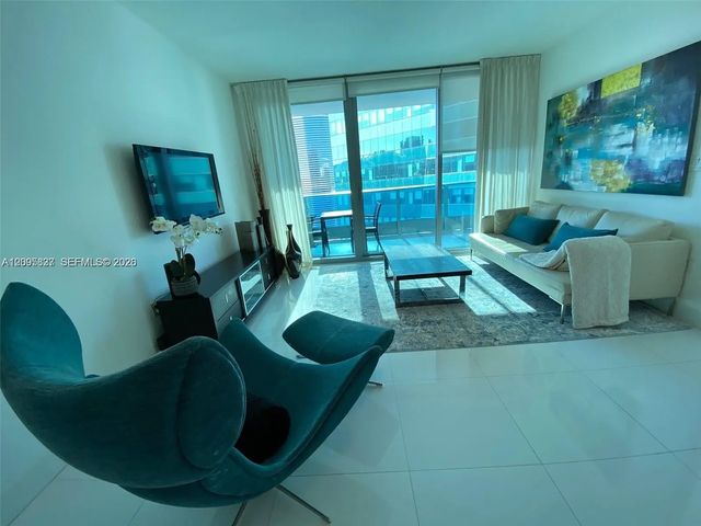 5 of 27 - 200 Biscayne Boulevard Way #4011, Miami, FL