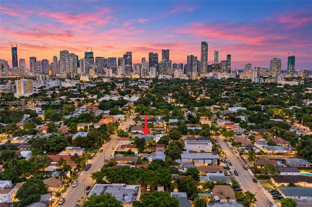 1112 Sw 11th Avenue, Miami