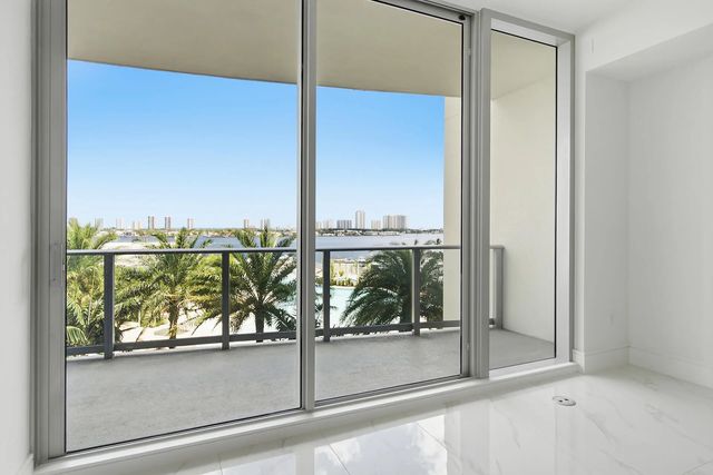 3 of 83 - 220 Lake Shore Drive #804, Lake Park, FL