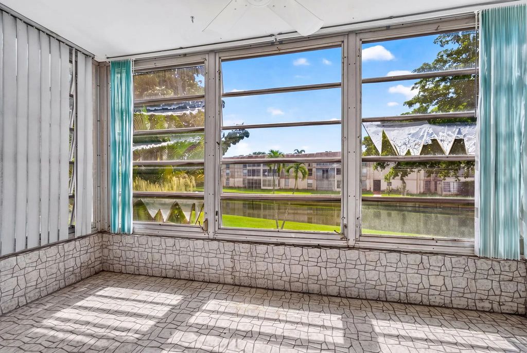 8321 Sands Point Boulevard #d206, Tamarac